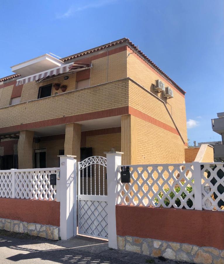 Apartamento Sea Breeze House Fiumicino Exterior foto